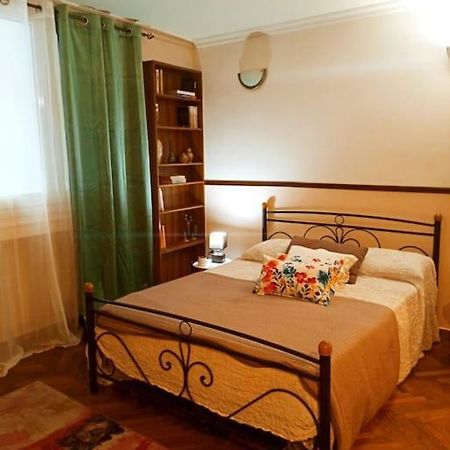 Romantic Apartment Ideal For Women! เอเธนส์ ภายนอก รูปภาพ
