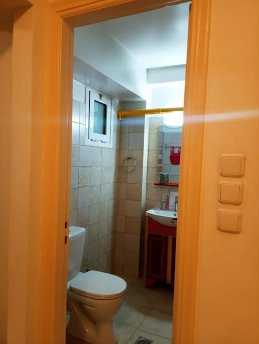Romantic Apartment Ideal For Women! เอเธนส์ ภายนอก รูปภาพ
