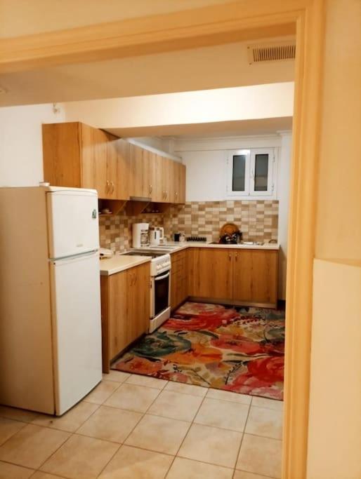 Romantic Apartment Ideal For Women! เอเธนส์ ภายนอก รูปภาพ