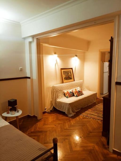 Romantic Apartment Ideal For Women! เอเธนส์ ภายนอก รูปภาพ