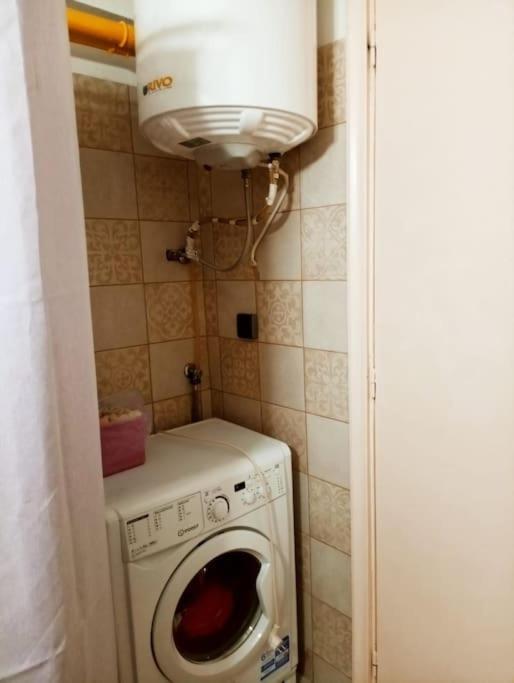Romantic Apartment Ideal For Women! เอเธนส์ ภายนอก รูปภาพ