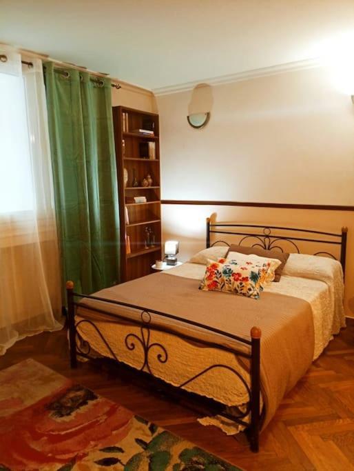 Romantic Apartment Ideal For Women! เอเธนส์ ภายนอก รูปภาพ