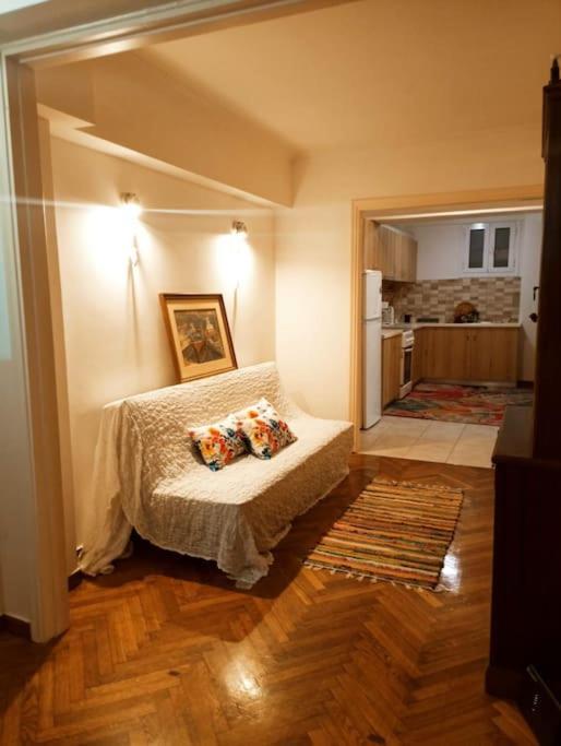 Romantic Apartment Ideal For Women! เอเธนส์ ภายนอก รูปภาพ