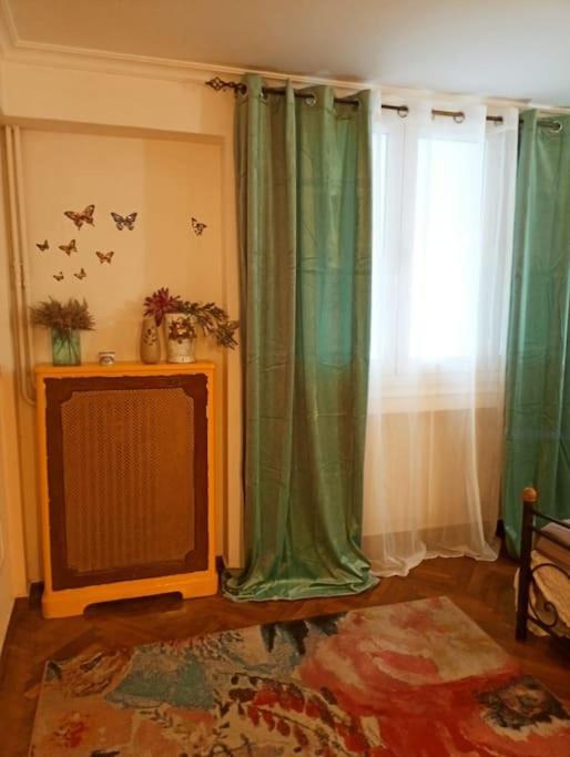 Romantic Apartment Ideal For Women! เอเธนส์ ภายนอก รูปภาพ