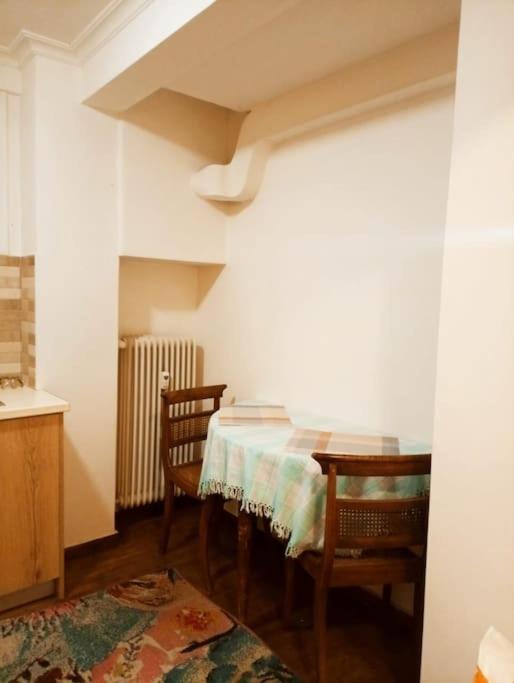 Romantic Apartment Ideal For Women! เอเธนส์ ภายนอก รูปภาพ